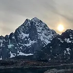 Dom wakacyjny Koselig Hus I I Lofoten Med Elbil-lader