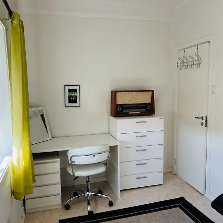 Koselig Hus I I Lofoten Med Elbil-lader Casa de Férias Svolvær