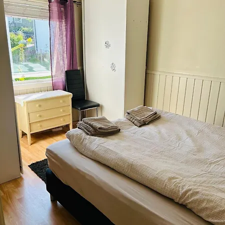 Koselig Hus I I Lofoten Med Elbil-lader Feriehus