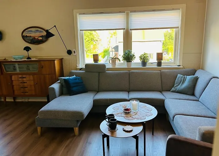 Koselig Hus I I Lofoten Med Elbil-lader *