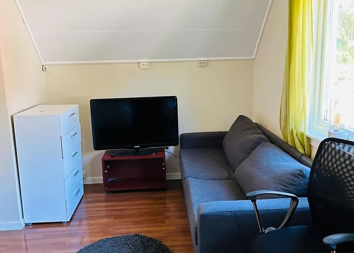 Koselig Hus I I Lofoten Med Elbil-lader Сasa de vacaciones *